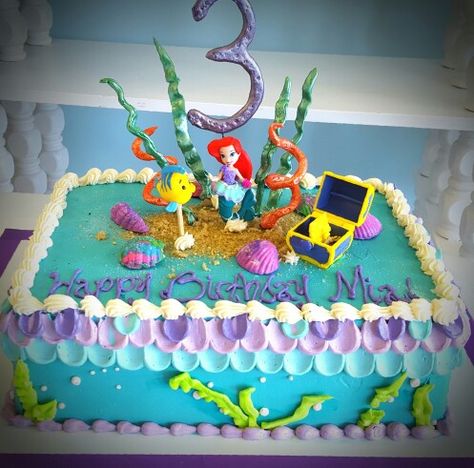 Little mermaid cake Little Mermaid Sheet Cake, Little Mermaid Birthday Cake, Cake Mermaid, Little Mermaid Cake, Ocean Cakes, Little Mermaid Cakes, Mermaid Birthday Cakes, Disney Birthday Cakes, Ariel Birthday