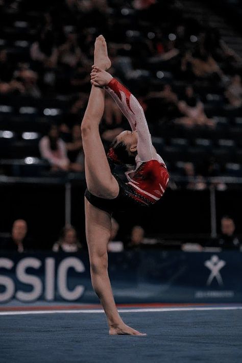 Gymnastics Pics, Gymnastics Aesthetic, Gymnastics Wallpaper, Flexible People, Jordans Aesthetic, Gymnastics Beam, Tumbling Gymnastics, Gymnastics Flexibility, Gymnastics Competition