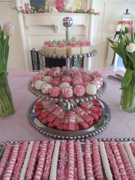 Sweets To Bring To A Party, Pink Dipped Pretzels, Pink Desserts Birthday, Diy Treats For Parties, Pink Strawberry Birthday Party, Coquette Dessert Table, Strawberry Theme Dessert Table, Pink Treats For Party, Pink Snack Table