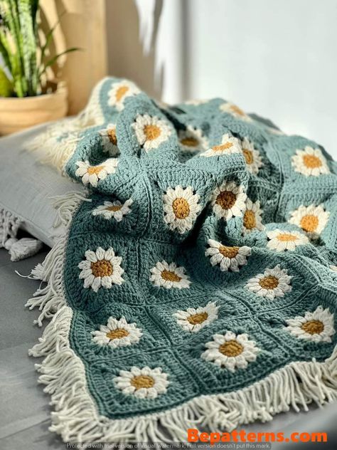 Crochet Blanket Designs, Crochet Design Pattern, Haken Baby, Crochet Patterns Free Blanket, Crochet Fashion Patterns, Crochet Square, Diy Crochet Projects, Crochet Home, Crochet Granny