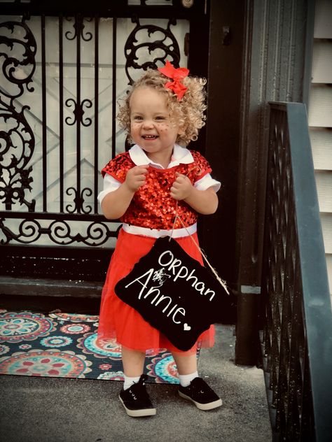 Orphan Annie Costume, Annie Costume, Orphan Annie, Costume Toddler, Toddler Halloween Costumes, Halloween Costume, High Chair, Halloween Costumes, Halloween