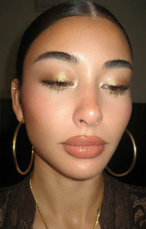 Sade Painting, Gold Glam Makeup, Eye Pallet, Vacation Fits, Maquillage On Fleek, Make Up Ideas, Ethereal Makeup, Glam Makeup Look, Dope Makeup