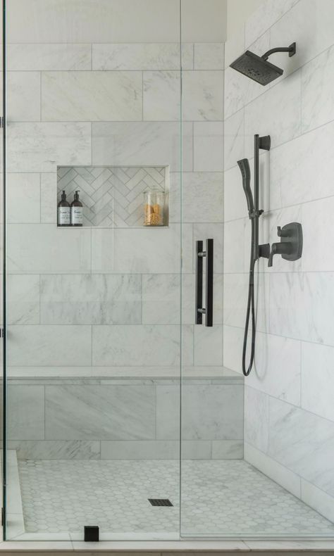 Leg Shaving Shower Niche, In Built Shower Shelf, Shower Build In Shelf, Shower Ideas With No Glass Door, Tile Shower Dark Floor, White Grey Shower Tile Ideas, Shower With Built In Shelf, Large Tile Small Shower Ideas, Pretty Shower Tile Ideas