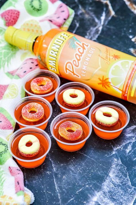 Peach Jello Shots Recipe, Peach Jello Shots, Strawberry Margarita Jello Shots, Rum Jello Shots, Lemonade Jello Shots, Watermelon Jello Shots, Drunk Baby, Jello Shots Recipe, Watermelon Jello