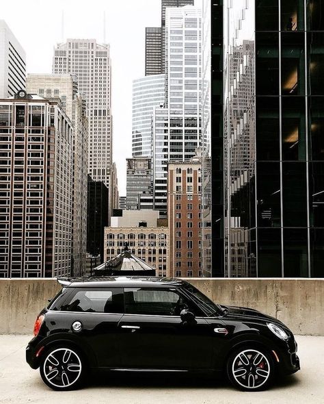 Black Mini Cooper, Mini Cooper Models, Mini Cooper Sport, Mini Cooper One, Mini Jcw, Mini Morris, Mini Cooper R56, Cooper Car, Retro Auto