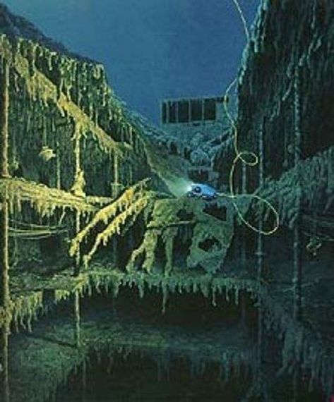 Never Before Seen Titanic Images: Secrets Uncovered 100 Years Ago - Page 61 of 62 - True Activist Titanic Today, Titanic Underwater, Real Titanic, Titanic Wreck, Titanic Photos, Titanic Artifacts, Titanic Facts, Titanic History, Titanic Ship