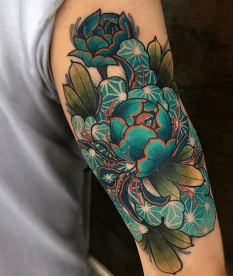 75 Stunning Flower Tattoos By Talented Artists | Tattoo Ideas, Artists and Models Hollow Kingdom, Galaxy Sleeve, Forearm Sleeve Tattoos, Tatuaje A Color, Diy Tattoo, Desenho Tattoo, Time Tattoos, Great Tattoos, Skin Art