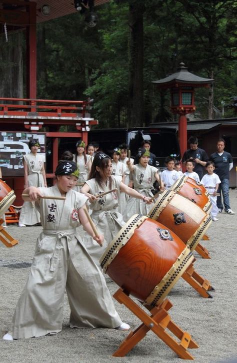 traditional-japan: “Via Pinterest ” Tochigi Japan, All About Japan, Turning Japanese, Snow Forest, Japanese People, Japan Culture, Kyushu, Scene Design, Art Japonais