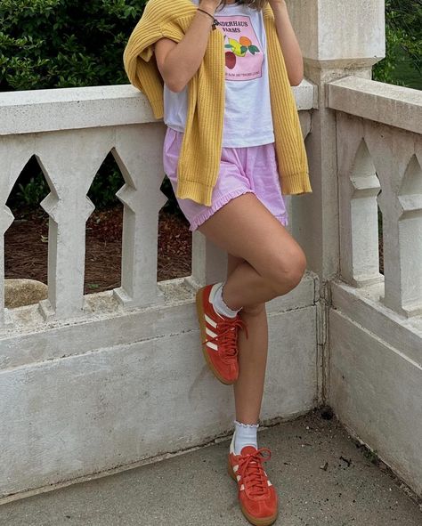 it’s giving sunshine on a cloudy day 🍋💞🍊@sonderhaus.studios outfit ideas, Pinterest aesthetic, Pinterest girl, casual style, colorful style, adidas spezial, spring fashion, linen shorts, boxer shorts, summer style, Pinterest style #inspobykooba #pinterestoutfit #pinterestaesthetic #aestheticfashion #aestheticfeed #summerstyle #boxershorts #everydaystyle #outfitinspiration #outfitideas #casualoutfit #charlottenc #microinfluencer #fashionblogger #colorfuloutfit Summer Outfits Colorful Street Styles, Striped Shorts Outfit, Pink Shorts Outfits, Boxer Shorts Outfit, Colorful Street Style, Sunshine On A Cloudy Day, Outfits Colorful, Style Pinterest, Pinterest Style