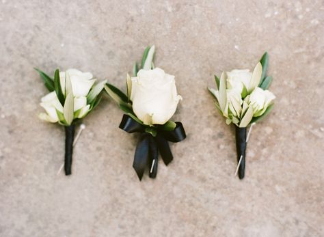 White Rose Boutonniere, Tuscany Style, White Boutonniere, Intimate Destination Wedding, Button Holes Wedding, Wedding In Tuscany, Rose Boutonniere, Prom Flowers, Simple Rose