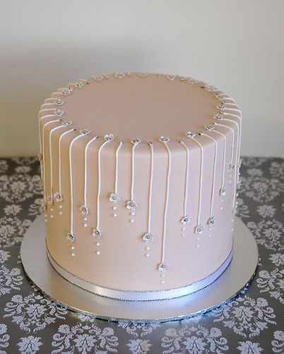 Plain White Cake Simple, Tall Cake, Single Tier Cake, Pretty Cake, Tall Cakes, Cakes To Make, Sugar Scrub Diy, Elegant Wedding Cakes, Specialty Cakes