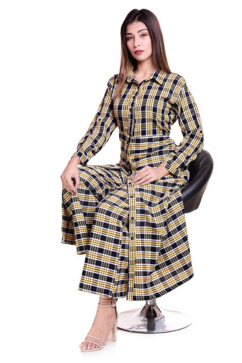 Woolen checked style plazo kirti Woolen Kurti Neck Design, Woollen Cord Set, Woolen Kurti Design, Check Suit Designs For Women, Winter Suit Designs Indian Style Neck, Woolen Cord Set Women, Woollen Suit Designs Winter, Woolen Kurta Designs Women, Woollen Suits Design