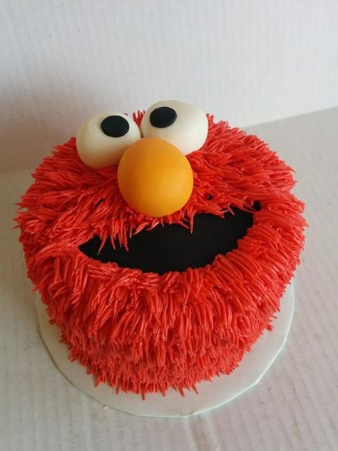 Elmo cake perfect for a 1,2 and 3 birthday party kids will love it Elmo Birthday Party Ideas, Elmo Party Ideas, Elmo Birthday Party Boy, Elmo Birthday Cake, Sesame Street Cake, Elmo Cake, Elmo Birthday Party, Sesame Street Birthday Party, Elmo Party