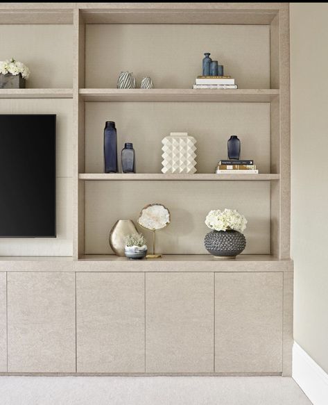 Tv Den, Built In Wall Units, Living Room Wall Units, Joinery Design, Bookcase Decor, Living Room Decor Inspiration, Birdseye Maple, 아파트 인테리어, Home Design Living Room