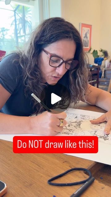 Milan Art Institute on Instagram: "Drawing comes from your entire arm, not just your wrist!
.
.
.
#artistoninstagram #artsupplies #artlover #arttutorial #processart #artreels #arttips #artprocess #handdrawn #artinspiration #artvideo #artsy #creativeart #artreel #drawing #drawingtutorial #arttips #artistssupportingartists" Milan Art Institute Boards, Reactions Drawing, Milan Art Institute, Milan Art, Instagram Drawing, Drawing Board, Process Art, Art Tips, Art Videos