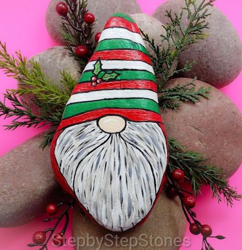 Christmas Shoes Diy, Rock Tutorial, Scarecrow Painting, Christmas Pebble Art, Painted Seashells, Gnome Paint, Christmas Rocks, Rock Painting Tutorial, Painted Ornament