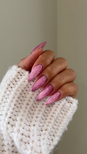 Pink Nails W Glitter, Cat Eye Nails Polish Pink, Velvet Gel Nails, Velvet Nails Pink, Bright Cat Eye Nails, Pink Cats Eye Nails Design Ideas, Pink Cat Eye Nails Design, Cat Eye Pink Nails, Light Pink Cat Eye Nails