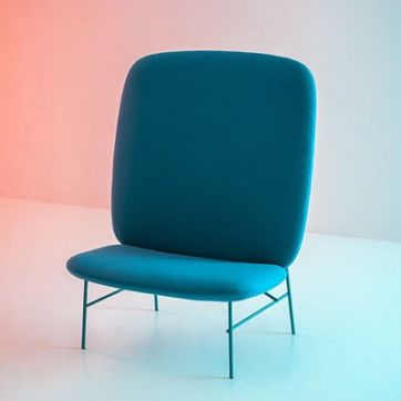 Kelly H Chair Turquoise Interior Design, Studio Chair, Turquoise Interior, Table Sofa, Design Del Prodotto, Chaise Design, Modern Lounge Chairs, Modern Lounge, Take A Seat