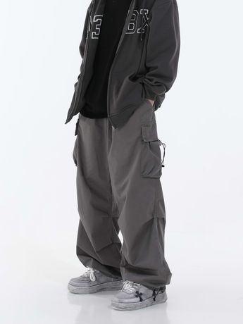 Parachute Pants Outfit Men, Baggy Style Men, Oversized Outfit Men, Baggy Pants For Men, Streetwear Outfit Men, Baggy Pants Men, Oversize Pants, Harem Pants Fashion, Cargo Pants Streetwear