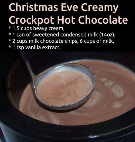 Family Drinks, Crockpot Hot Chocolate, Hot Coco, Chocolate Caliente, Hot Chocolate Bars, Hot Chocolate Recipes, Milk Chocolate Chips, Holiday Drinks, Christmas Drinks