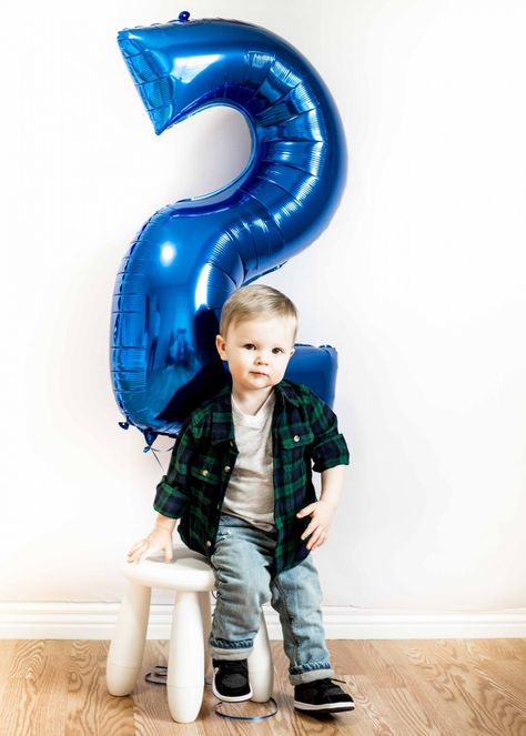 3rd Birthday Pictures, Birthday Photoshoot Ideas Boys, Boy Birthday Pictures, 2nd Birthday Pictures, Second Birthday Boys, Memory Boards, Photoshoot Boy, 2nd Birthday Photos, Birthday Photoshoot Ideas