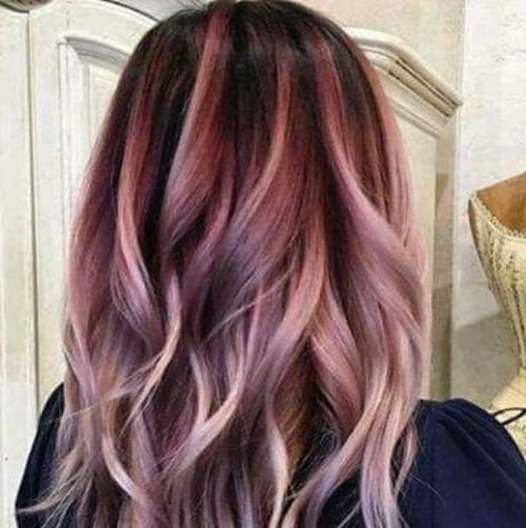 Be Sweet as a Plum: 50 Plum Hair Color Shades & Ideas for You! - My New Hairstyles Red Violet Hair Color, Carmel Hair Color, Hair Lights, Red Violet Hair, Blonde Ombre Hair, Violet Hair Colors, Hair Color Plum, Ombre Blond, Gold Hair Colors