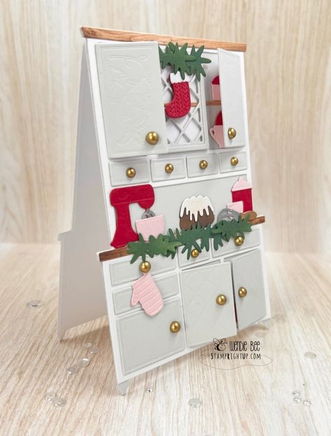 Honey Bee Lovely Layers, Hoosier Cabinet, Fall Crop, Honey Bee Stamps, Bee Cards, Christmas Card Crafts, Merry Christmas Card, Christmas Cards To Make, Fun Fold Cards