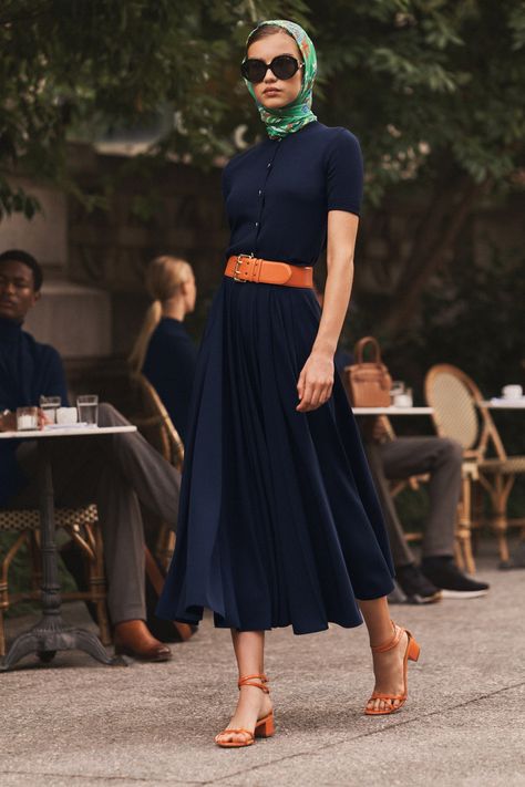 Preppy Parisian Style, Ralph Lauren Summer Style, Current Fashion Trends 2023, Ralph Lauren Resort, Ralph Lauren Summer, 2023 Wardrobe, Ralph Lauren Looks, Wardrobe Challenge, Elegante Y Chic