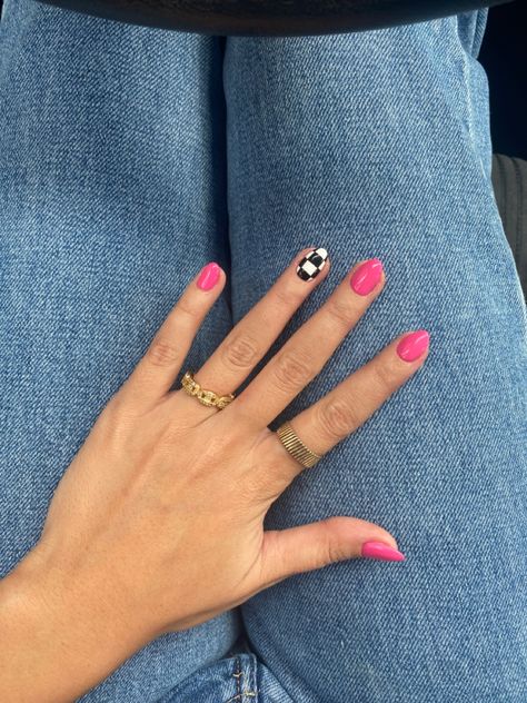 #nails #pink #checkered Pink Nails With Checkered, Pink Nails Pattern, Pink Nails With Checkered Accent, Hot Pink And Checkered Nails, Pink And Checkered Nails, Retro Pink Nails, Negative Space Nails Square, Simple Checkered Nails, Spring Nails Checkered