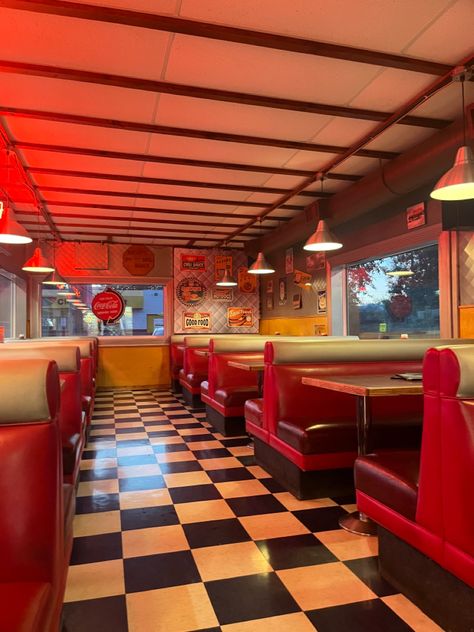 Creepy Diner Aesthetic, Aesthetic Restraunt Background, 80s Diner Exterior, Retro Milkshake Aesthetic, Old School Diner Aesthetic, Family Diner Aesthetic, Old Diners Vintage, 50s Aesthetic Diner, 90s Town Aesthetic