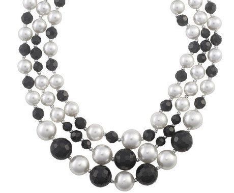 3 Strand Black and White Pearl and Crystal by DogHousePearls Black And White Necklace, Diy Jewelry Necklace, Necklace Ideas, White Pearl Necklace, Modern Necklaces, White Necklace, Jewelry Making Tutorials, Dog House, Black Crystals