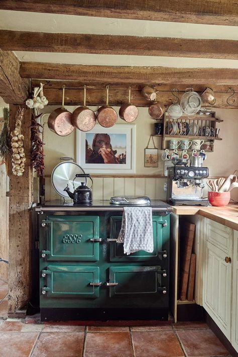 Welsh Cottage Kitchen, English Cottage Kitchens, English Cottage Interiors, Country Cottage Interiors, Cottage Aesthetic, Cottage Interior, English Cottage Style, Cottage Kitchens, Making Space