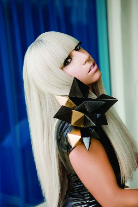 Happy birthday Lady Gaga﻿ Poker Face, Telephone or Bad Romance - what's your favourite Gaga track?  http://www.completethelookz.co.uk/ Lady Gaga Looks, Joanne Lady Gaga, Gaga Makeup, Lady Gaga Costume, Lady Gaga Outfits, Lady Gaga The Fame, Lady Gaga Artpop, Lady Gaga Fashion, Ahs Coven