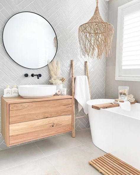 20 Neutral Coastal Bathroom Decor Ideas » Lady Decluttered Coastal Bathroom, Main Bathroom, Bathroom Inspo, Bathroom Reno, Bathroom Inspiration, Bathroom Interior Design, Bathroom Interior, House Inspo, Master Bath