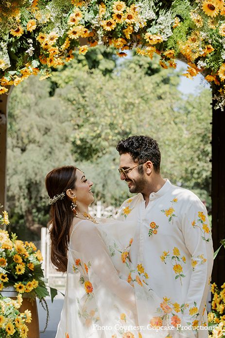 Haldi Ceremony Outfit, Haldi Dress, Haldi Outfits, Haldi Outfit, Celebrity Bride, Theme Dress, Haldi Ceremony, South Asian Wedding, Random Image