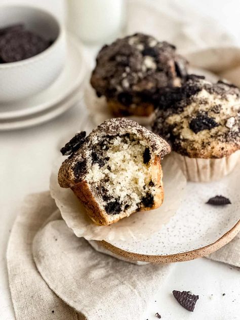 Banana Blueberry Oatmeal Muffins, Oreo Muffins, Blueberry Oatmeal Muffins, Oreo Filling, Vanilla Muffins, Recipes Vintage, Oreo Flavors, Oatmeal Muffins, Walnut Cake