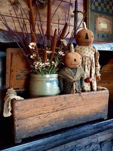 Primitive Fall Table Centerpiece, Primitive Fall Decorating Ideas, Colonial Fall Decor, Primitive Thanksgiving Decor, Primitive Fall Decorating, Primitive Halloween Decor, Primitive Autumn, Primitive Fall Decor, Primative Decor