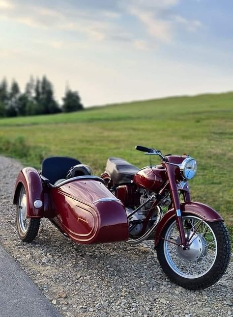 Side Car Motorcycle, Motorbike With Sidecar, Motorbike Sidecar, Motorcycle With Sidecar, Motorcycle Sidecar, Sidecar, Volkswagen Beetle, Old And New, Volkswagen