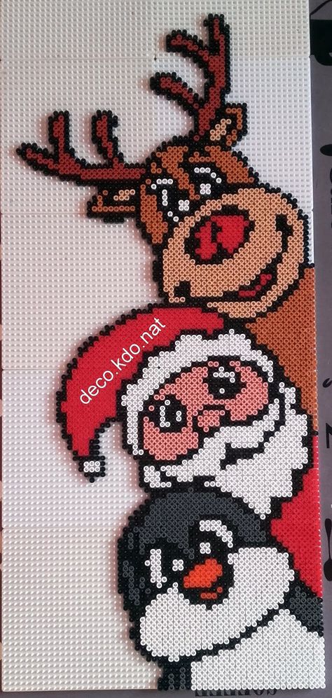 Hama Beads Christmas, Christmas Perler Beads, Beads Christmas, Easy Perler Beads Ideas, Noel Diy, Pixel Art Grid, Beads Pictures, Perler Beads Designs, Perler Patterns