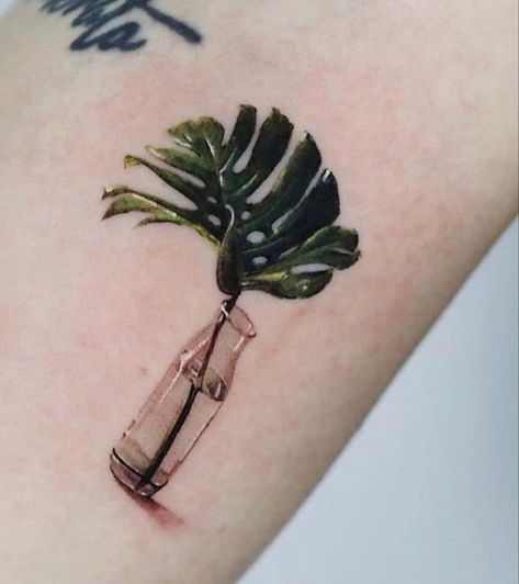 Tiny Pothos Tattoo, Plant Tattoo Ankle, Golden Pothos Tattoo, Propagation Tattoo, Potted Plant Tattoo, Cozy Tattoo, House Plant Tattoo, Tattoo Hunting, Monstera Tattoo