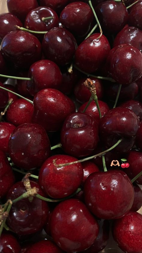 Marron Red Aesthetic, Red Wine Asthetic Picture, Cherry Red Asthetics, Cherry Red Aesthetic Vintage, Red Energy Aesthetic, Cherry Lady Aesthetic, Cheery Aesthetic, Cherry Red Aesthetic Wallpaper, Cherry Aesthetic Wallpaper