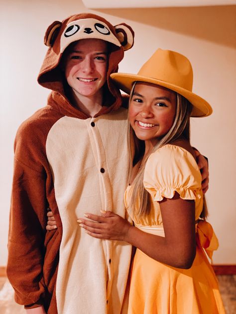 Curious George Couple Costume, Curious George And The Man Costume, Curious George And Yellow Hat Costume, Curious George And Man In The Yellow Hat Couple Costume, Curious George Halloween, Curious George Costume, Baddie Halloween, Curious George Yellow Hat Man, Man In The Yellow Hat