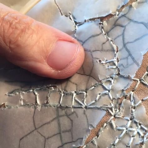 Mirjam Gielen on Instagram: “This is how I embroidered the hoop from my previous post. I copied the pattern from my sketchbook on pattern tracing paper. I chose to…” Fabric Embellishment Techniques, Tracing Paper Art, Thread Drawing, Sewing Couture, Lace Projects, Boro Sashiko, Disappearing Ink, Lily Art, Women Sewing