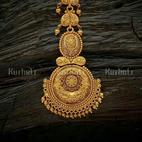 Gold Mangtika, Mang Tika, Trendy Jewellery, Bengali Bride, Antique Gold Jewelry Indian, Gold Earrings Wedding, Gold Mangalsutra Designs, Jewelry Set Design, Gold Mangalsutra