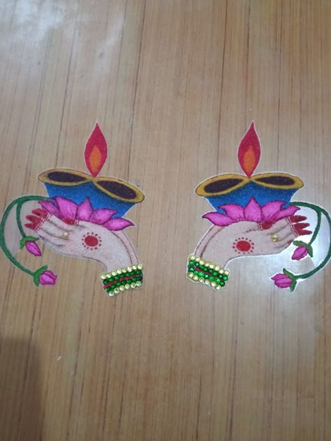 Jalaram Jayanti Rangoli, Chath Puja Rangoli, Rangoli Latest Designs Creative, Traditional Rangoli Designs Diwali, Laxmi Ji Rangoli, Laxmi Ji Rangoli Designs, Rectangle Rangoli Designs, Laxmi Pujan Rangoli Design, Laxmipujan Rangoli