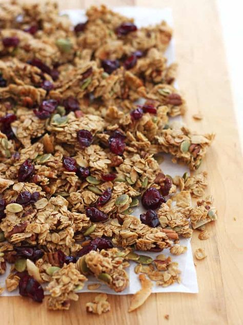 Maple Pecan Granola (Small Batch Toaster Oven Recipe) Granola Recipe With Maple Syrup, Fresh Granola, Small Batch Granola, Maple Pecan Granola, Pecan Granola, Toaster Oven Recipes, Maple Granola, Granola Clusters, Small Batch Baking