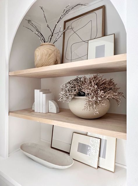 The Hillary Style's Amazon Page sélectionné sur LTK Winter Home Exterior, Minimalist Shelf Decor, Minimalist Shelves Decor, Shelf Styling Living Room, Minimalist Shelf, Bedroom Shelves, Floating Shelves Living Room, Minimalist Shelves, Shelf Decor Living Room