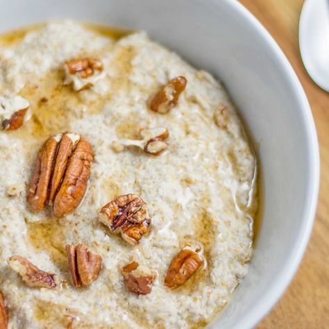 Keto Porridge, Low Carb Oatmeal, Keto Oatmeal, Sugar Free Maple Syrup, Porridge Recipes, Keto Diet Benefits, Starting Keto Diet, Oatmeal Recipe, Recetas Keto