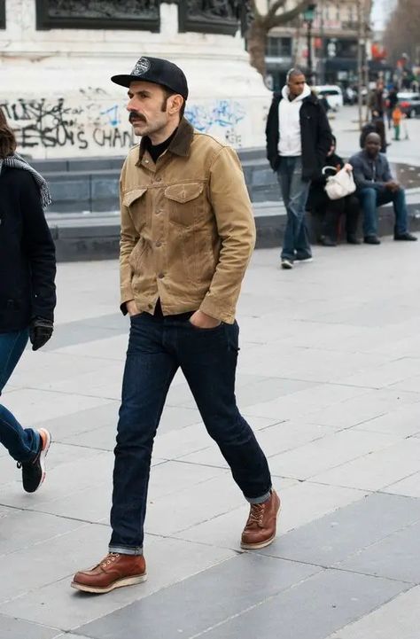 Fashion over 40: Trendy men’s styles and smart casual looks 45 ideas Workmen Fashion, Workman Style, Americana Fashion Men, Outdoorsmen Style, Boots Men Outfit, Mens Corduroy, Boots Outfit Men, Mens Smart Casual Outfits, Red Wing Boots