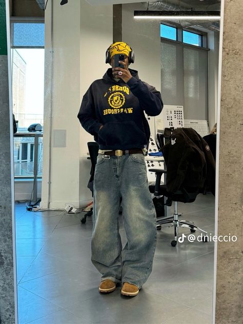 Baggie Jeans Outfit, Baggy Jeans Outfits, Timbs Outfits, Baggy Jeans Outfit, Edgy Streetwear, Streetwear Inspo, Streetwear Fits, Trendy Streetwear, Street Style Outfits Men